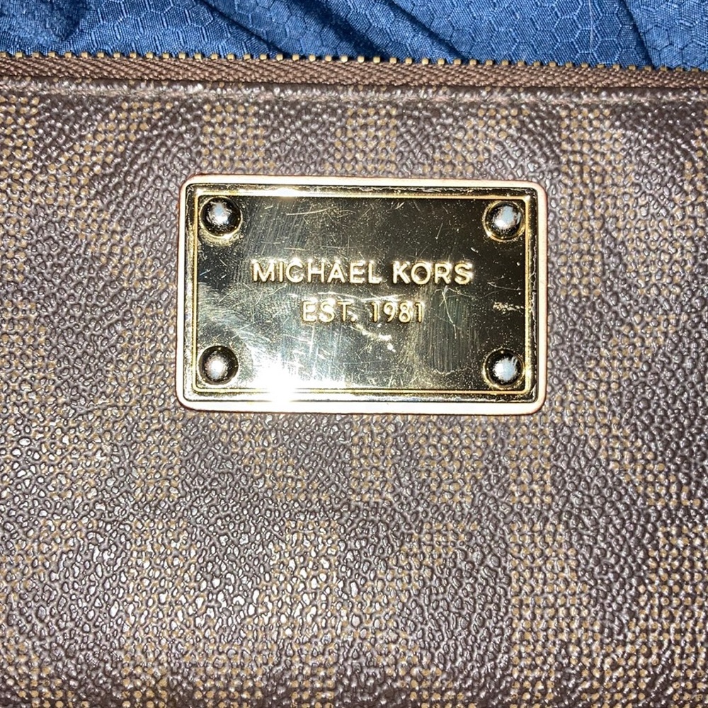 Michael Kors wallet